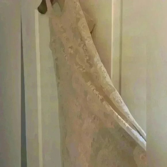 Codigo Women's Sz S‎ Asymmetrical High/Low Cream Women's Lace Dress with Lining - Picture 5 of 14